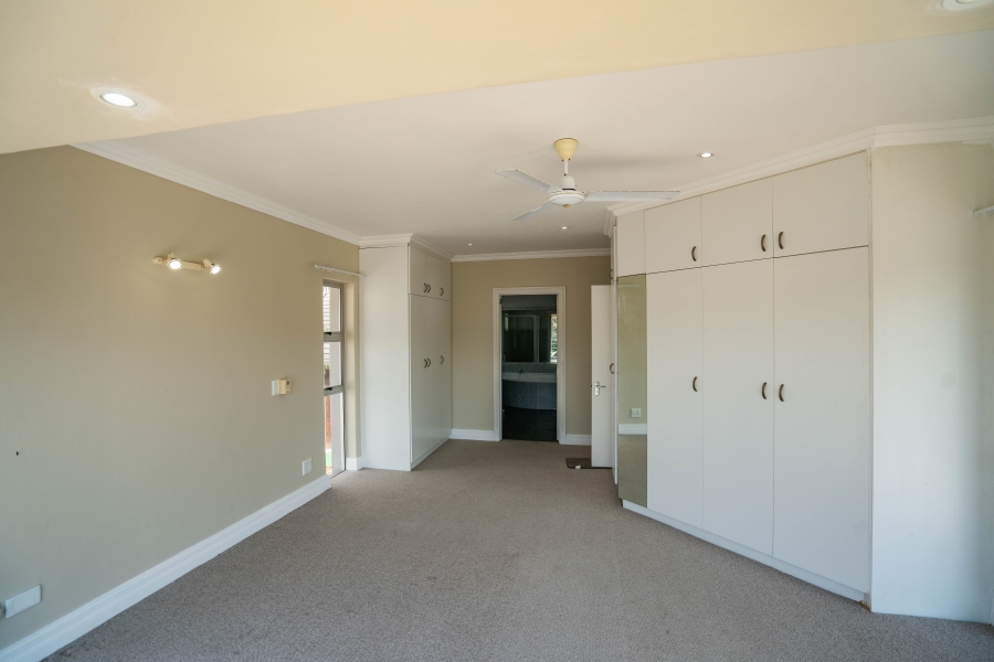 6 Bedroom Property for Sale in Royal Alfred Marina Eastern Cape
